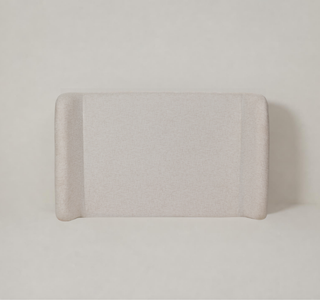 Cabeceira Estofada Zoe com Bordas e Design Orgânico