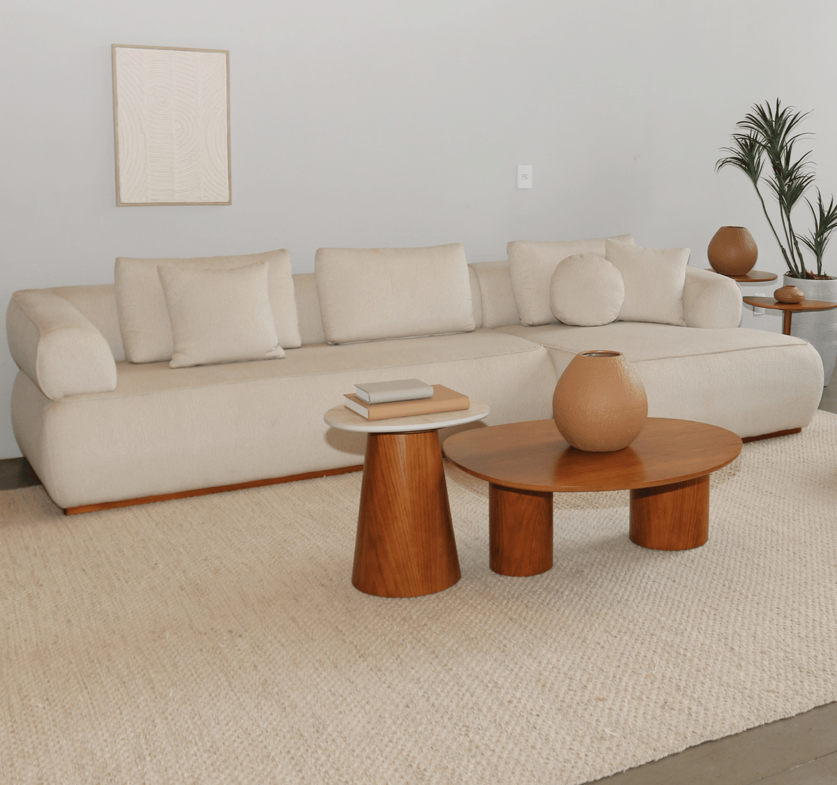 Conjunto Mesa de Centro Ayla e Mesa Lateral Ivy Orgânicas em Madeira Natural